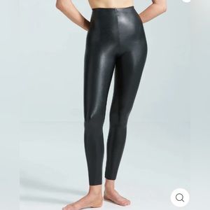 Commando faux leather leggings